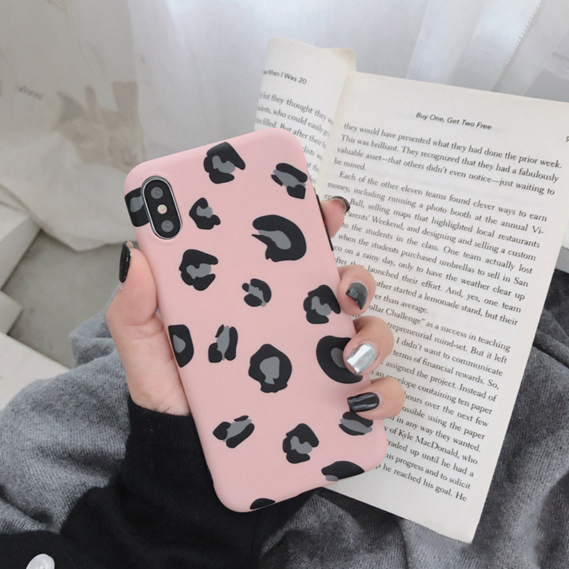 Leopard Patterned Soft Phone Case for iPhone